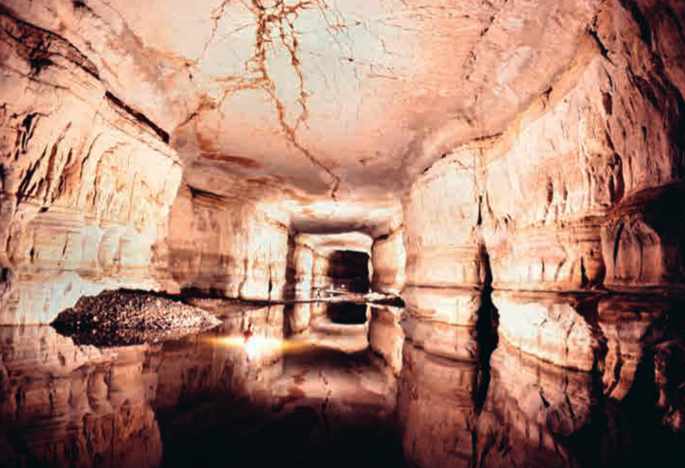 Photograph of Safari Staight in Sof Omar cave